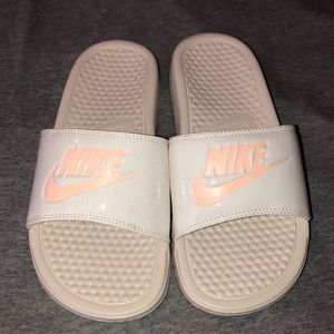 Nike White/Pink Slides